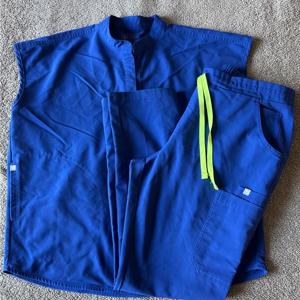 Figs Women Electric Blue Scrub Set